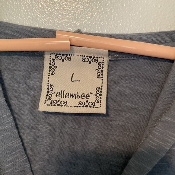 Ellembee gray long sleeve hooded moon and trees v neck cozy shirt large - Picture 3 of 9